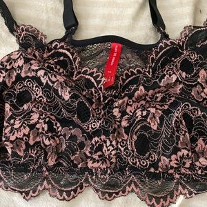 Ruby Ribbon Demiette size 40 second skin